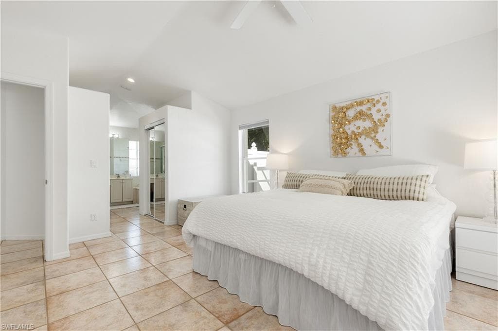 1267 Silverstrand Dr, Naples, FL 34110-6