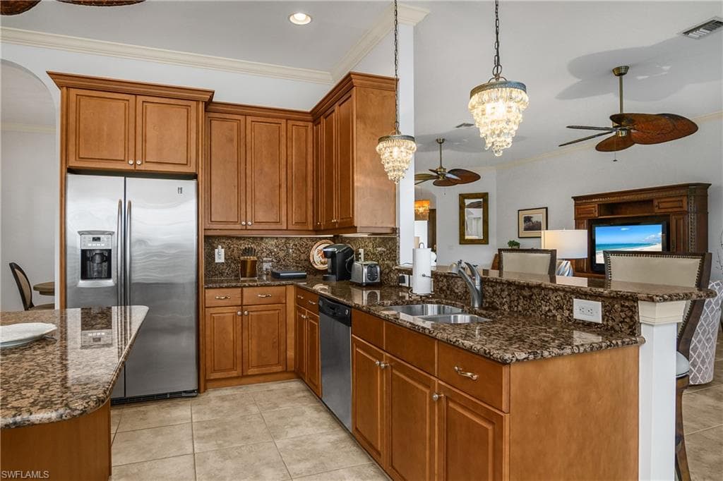9109 Prima Way 102, Naples, FL 34113-12