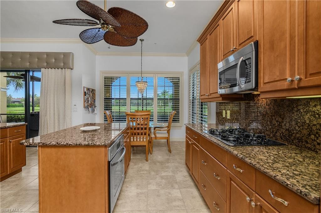 9109 Prima Way 102, Naples, FL 34113-13