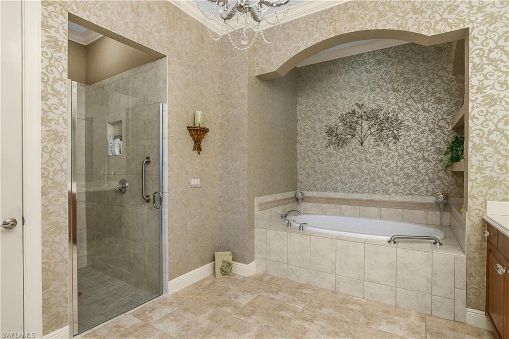 9109 Prima Way 102, Naples, FL 34113-23