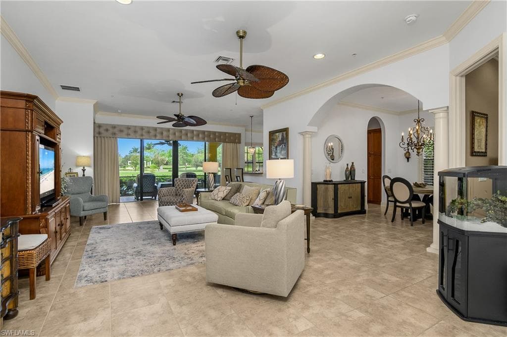 9109 Prima Way 102, Naples, FL 34113-3