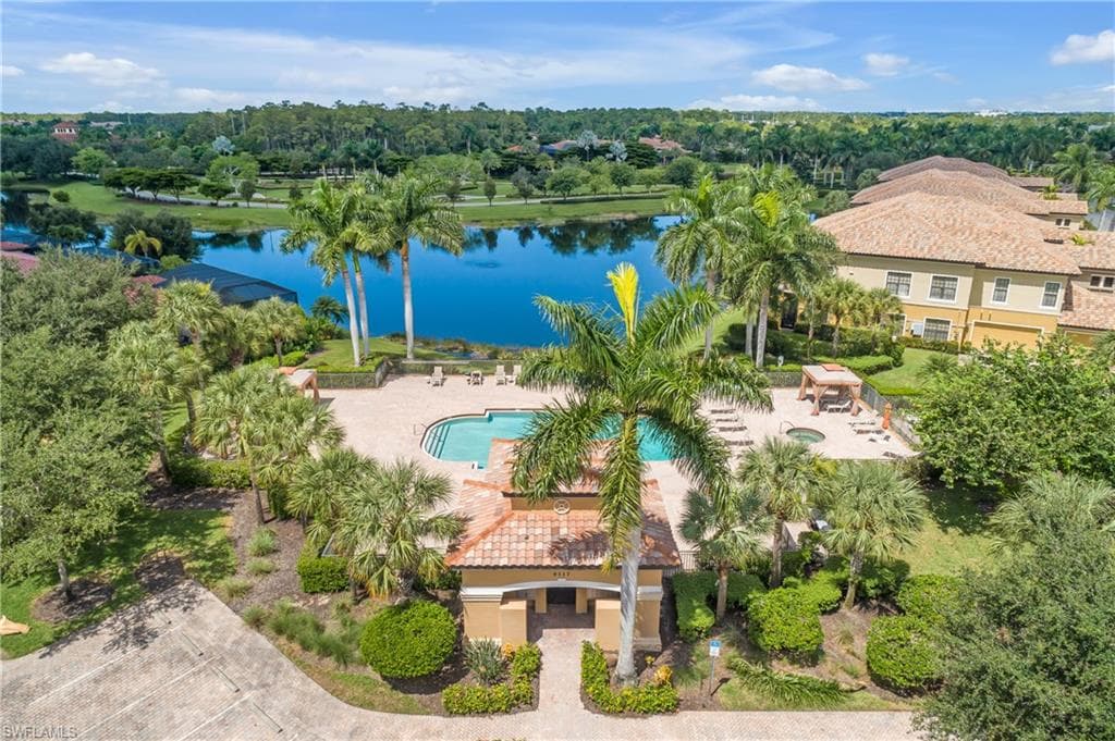 9109 Prima Way 102, Naples, FL 34113-39