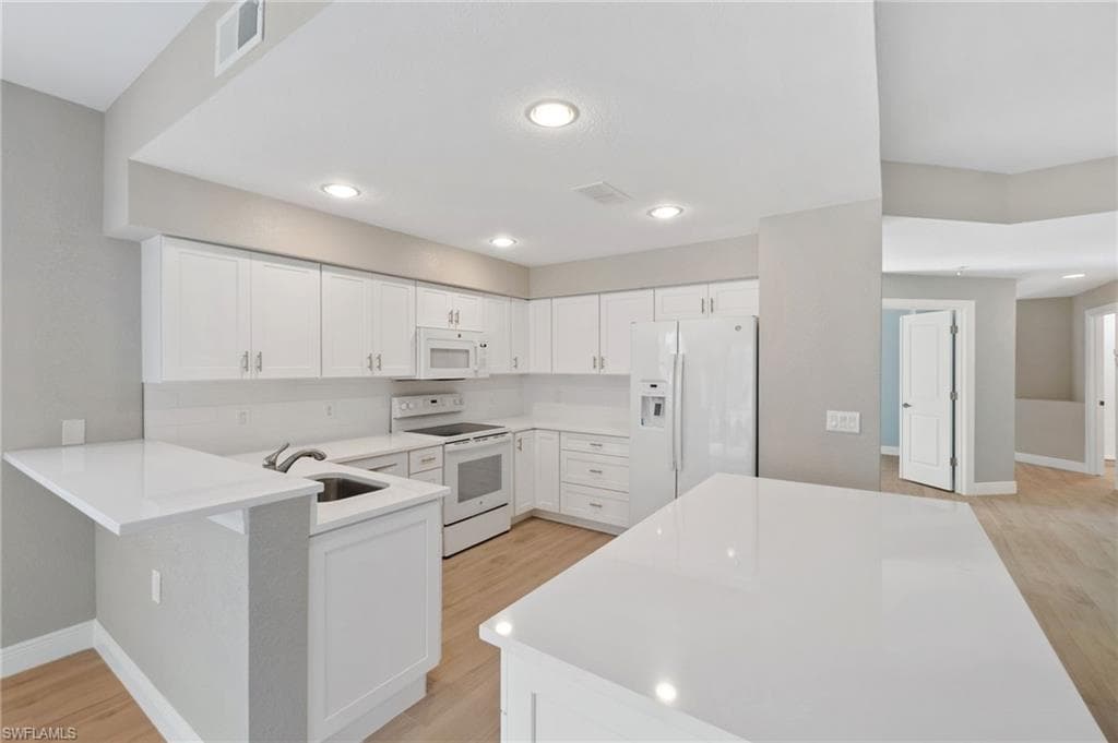 4995 Marsh Turtle Trl 102, Estero, FL 33928-12