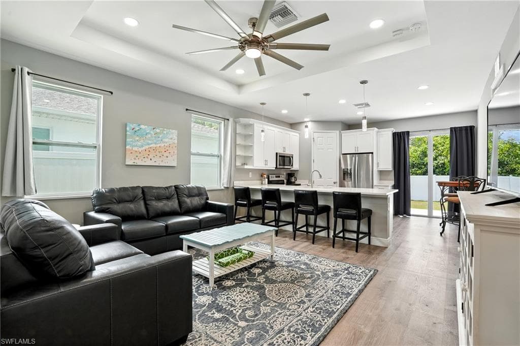 10140 Carolina St, Bonita Springs, FL 34135-9