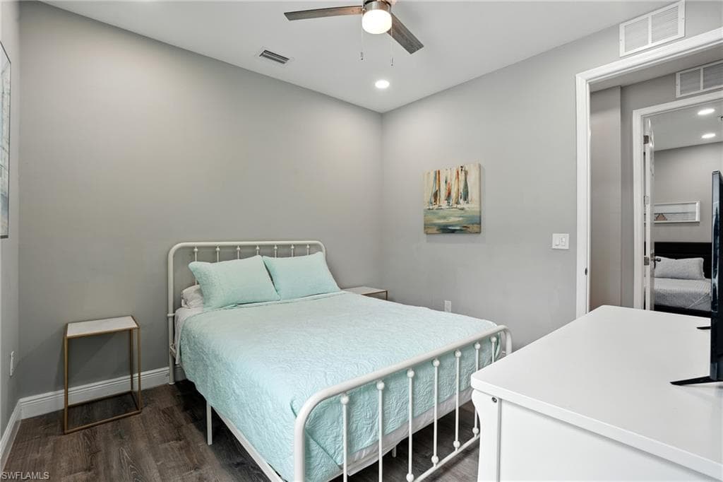 10140 Carolina St, Bonita Springs, FL 34135-26