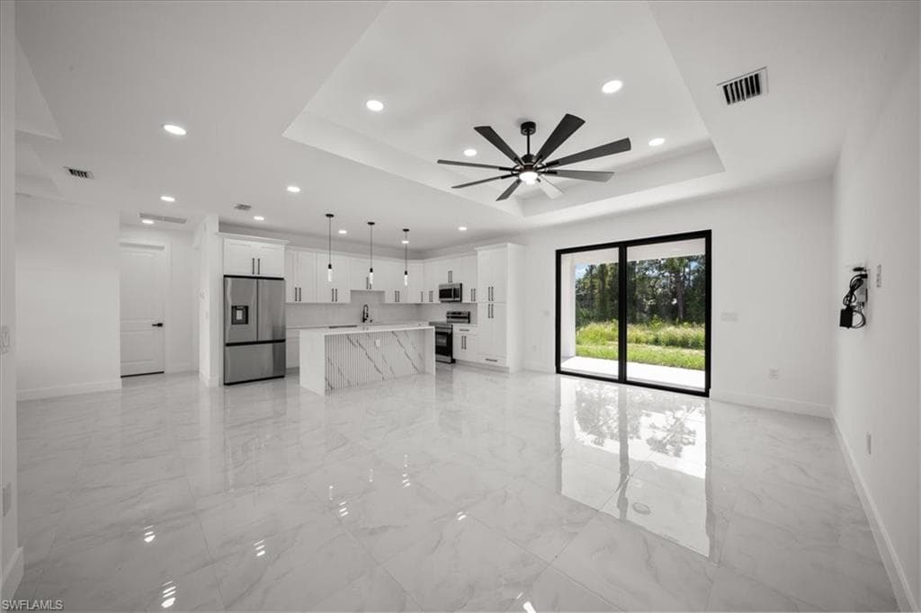1915 Scott Ave, Lehigh Acres, FL 33972-33
