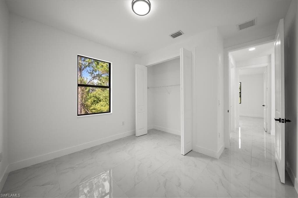 1915 Scott Ave, Lehigh Acres, FL 33972-43