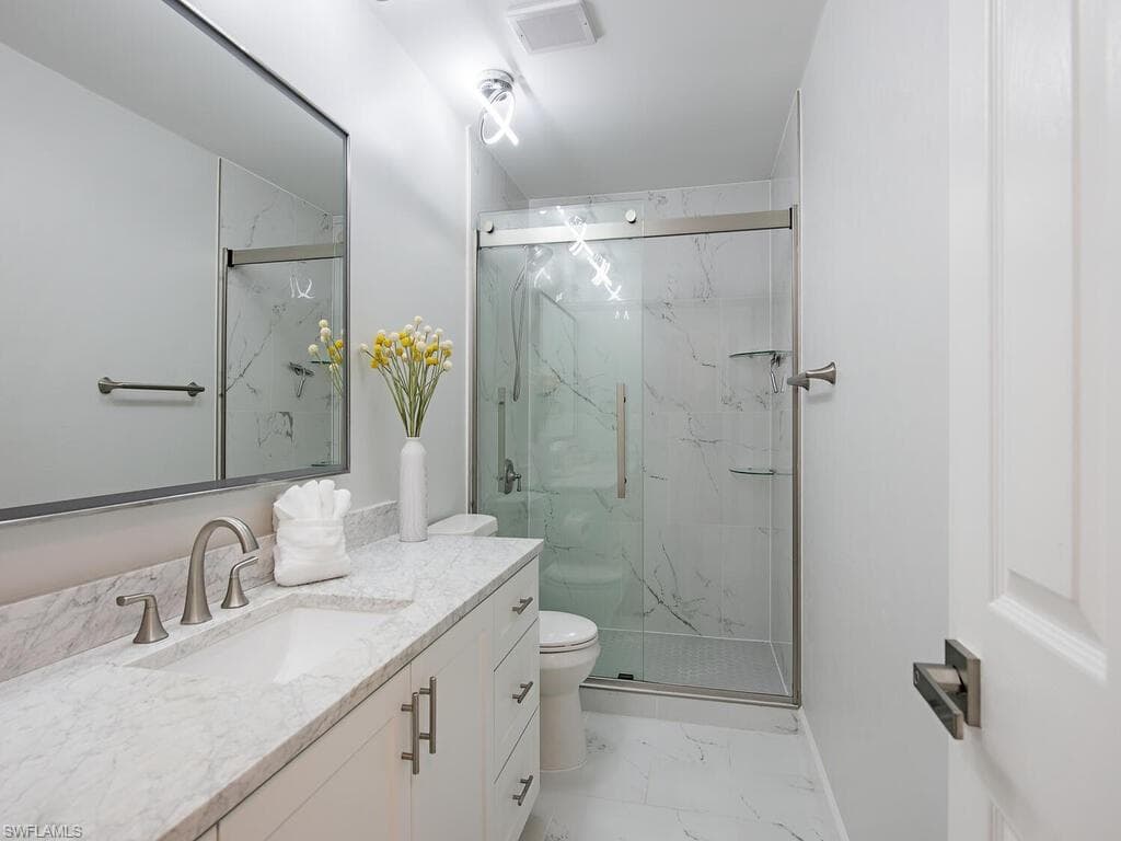 113 Palmetto Dunes Cir, Naples, FL 34113-11