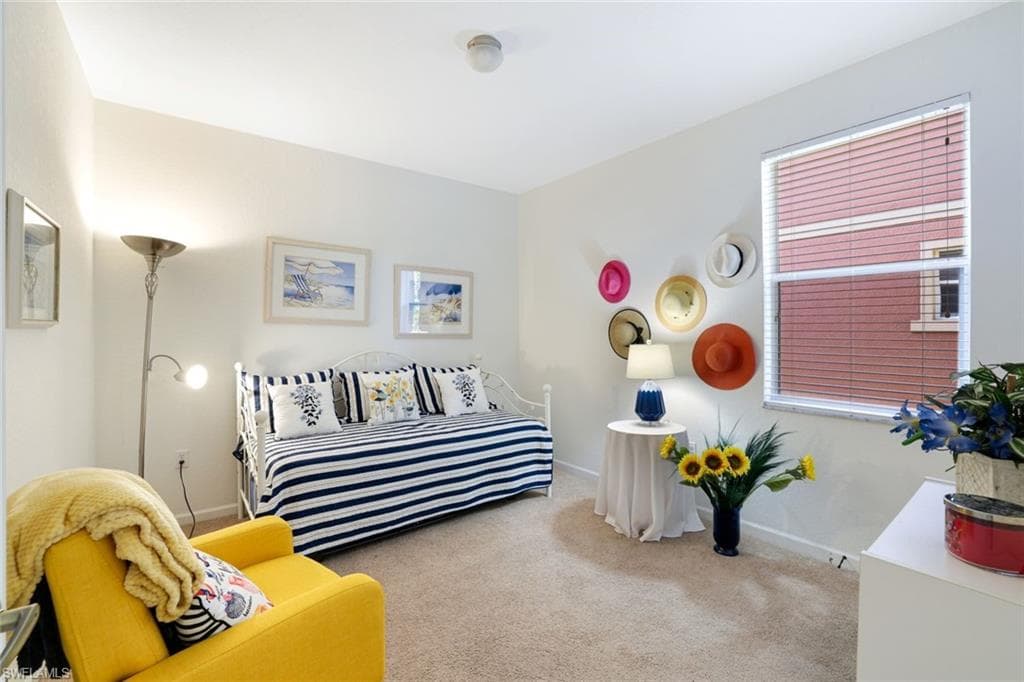 10049 Heather Ln 101, Naples, FL 34119-20