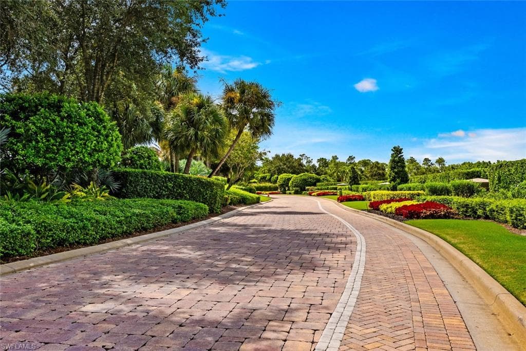 9470 Galliano Ter, Naples, FL 34119-32