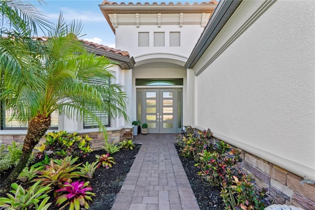 9470 Galliano Ter, Naples, FL 34119-3