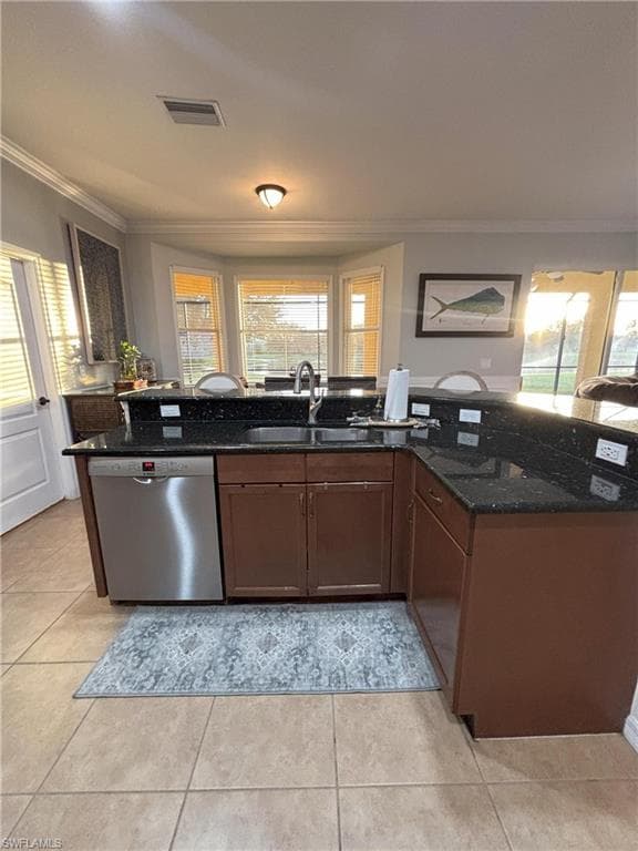 4577 Fairloop Run, Lehigh Acres, fl 33973-14