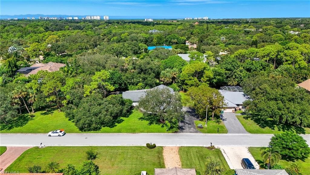 155 Old Tamiami Trl, Naples, FL 34110-42
