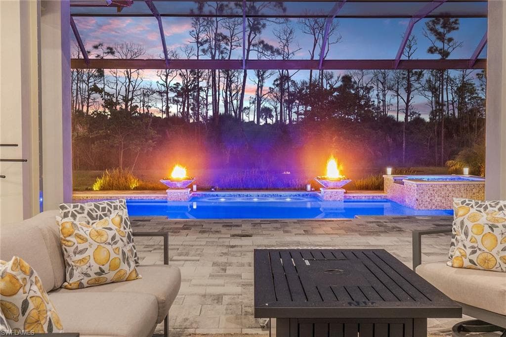 6270 Union Island Way, Naples, FL 34113-32