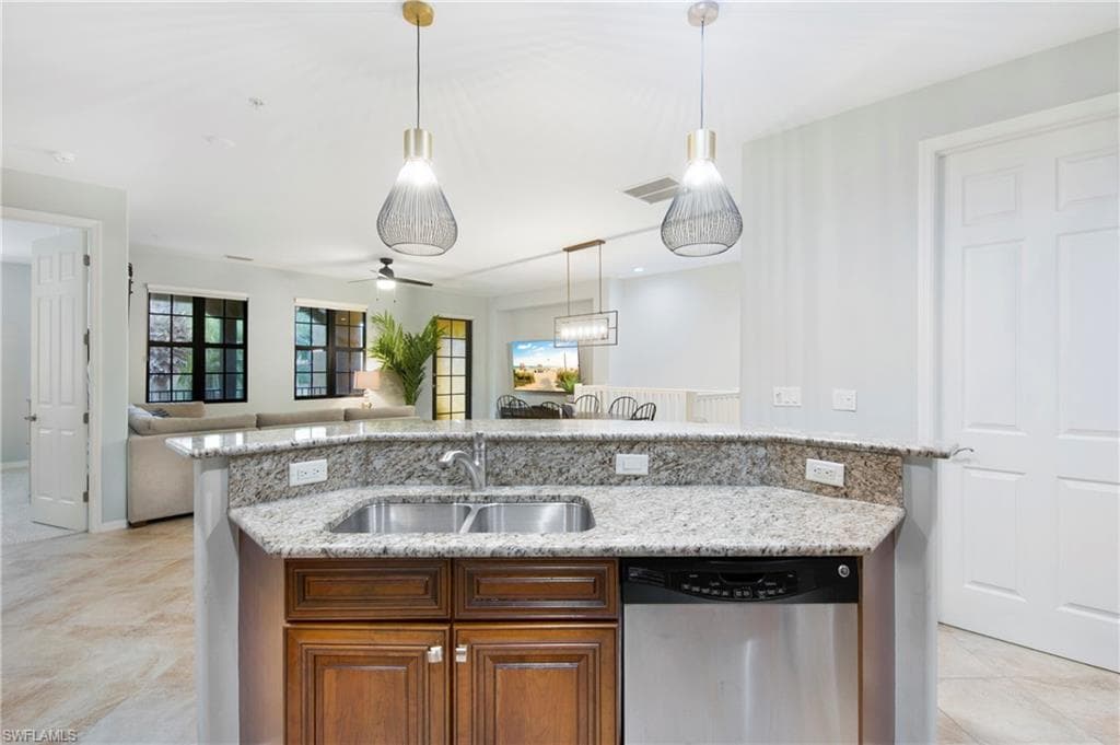8975 Malibu St 1304, Naples, FL 34113-12