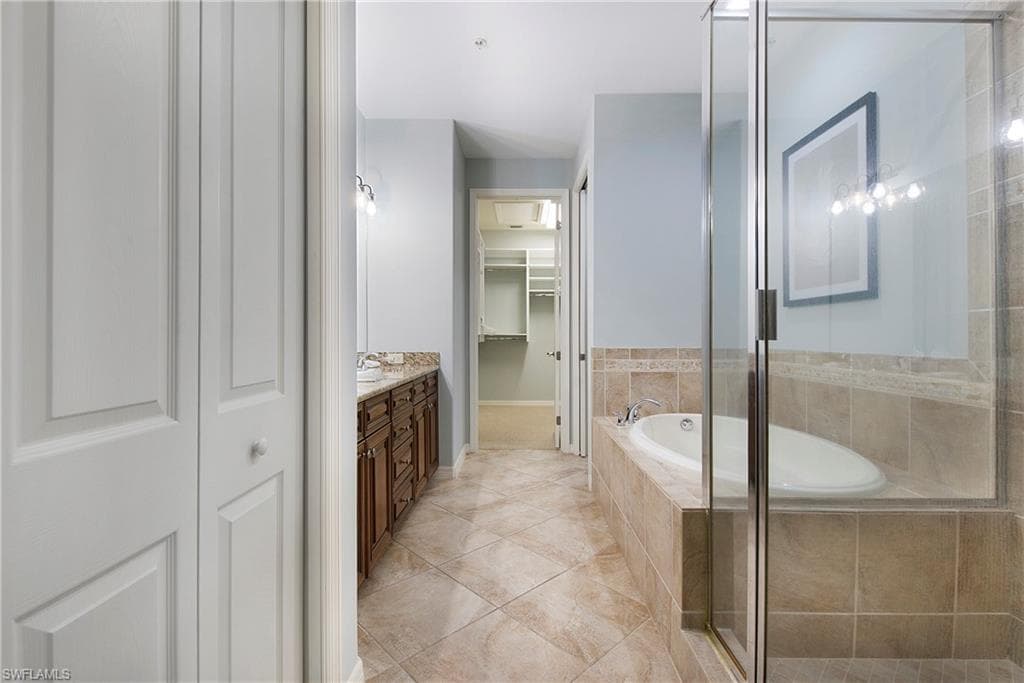 8975 Malibu St 1304, Naples, FL 34113-17