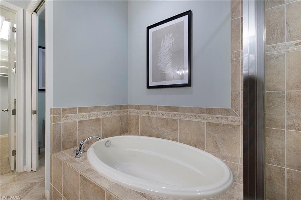 8975 Malibu St 1304, Naples, FL 34113-18