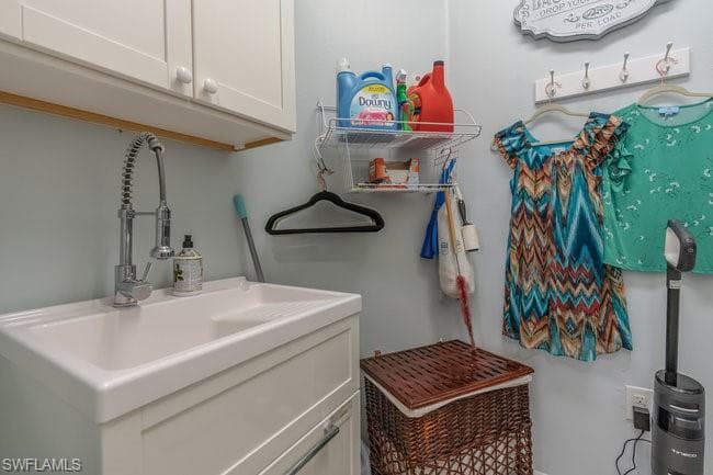 8459 Benelli Ct, Naples, FL 34114-37