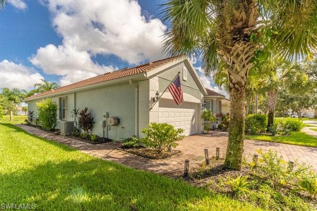 8459 Benelli Ct, Naples, FL 34114-45