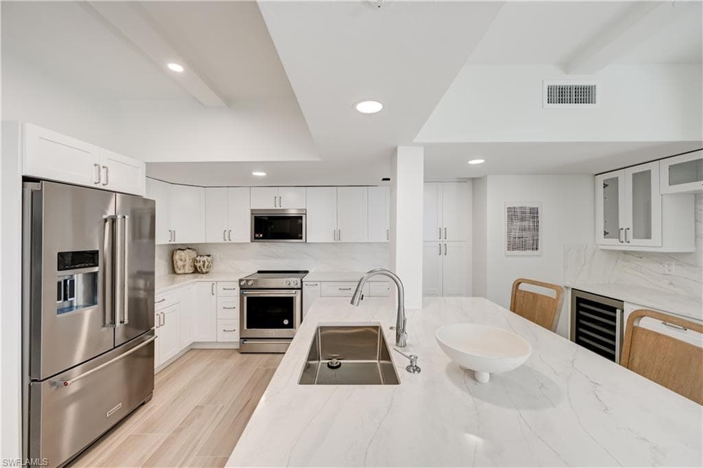 980 Cape Marco Dr 706, Marco Island, FL 34145-17