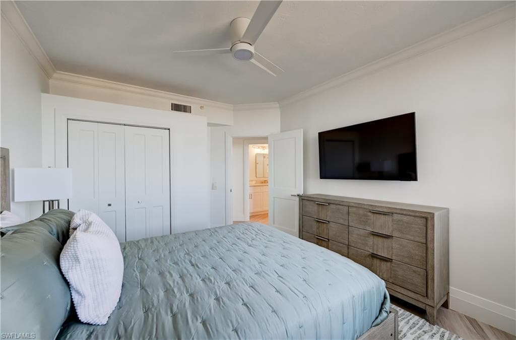 980 Cape Marco Dr 706, Marco Island, FL 34145-36