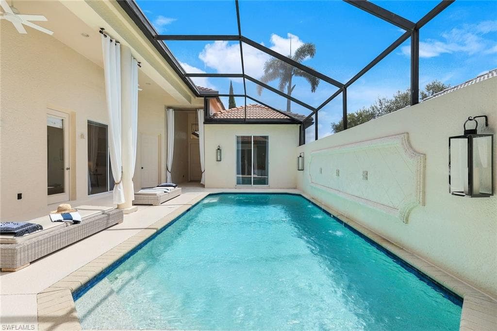 1123 Augusta Falls Way, Naples, FL 34119-34