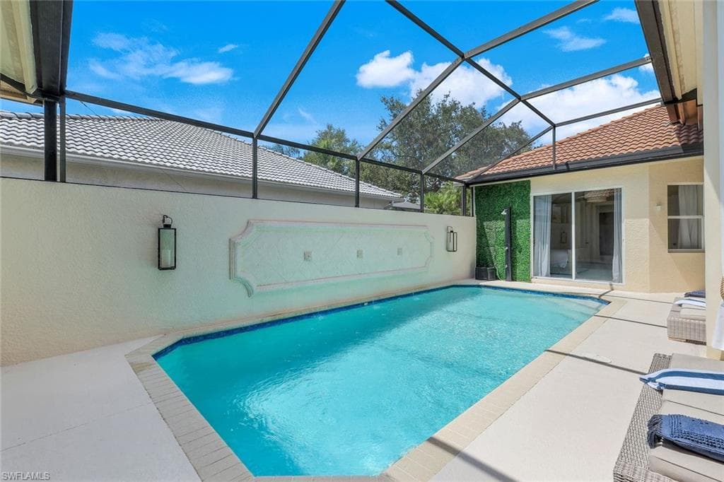 1123 Augusta Falls Way, Naples, FL 34119-4