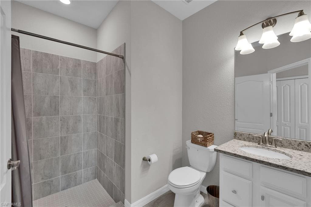 17586 Ashcomb Way, Estero, FL 33928-33