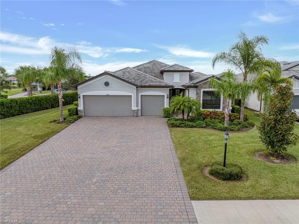 17586 Ashcomb Way, Estero, FL 33928-4