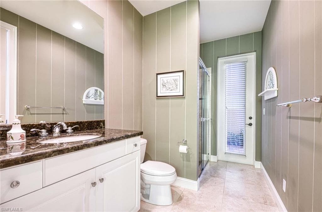 3130 Terramar Ct, Naples, FL 34119-24