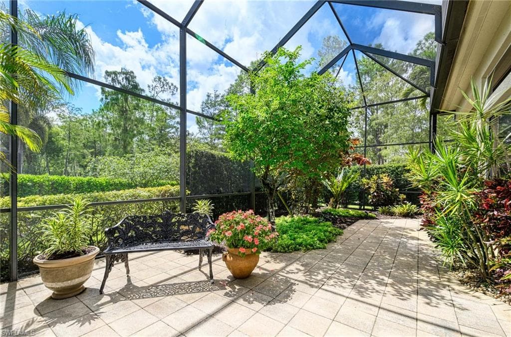 3130 Terramar Ct, Naples, FL 34119-27