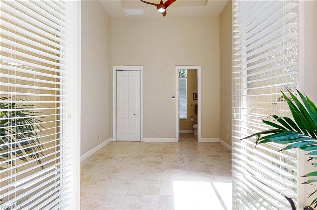 3130 Terramar Ct, Naples, FL 34119-29