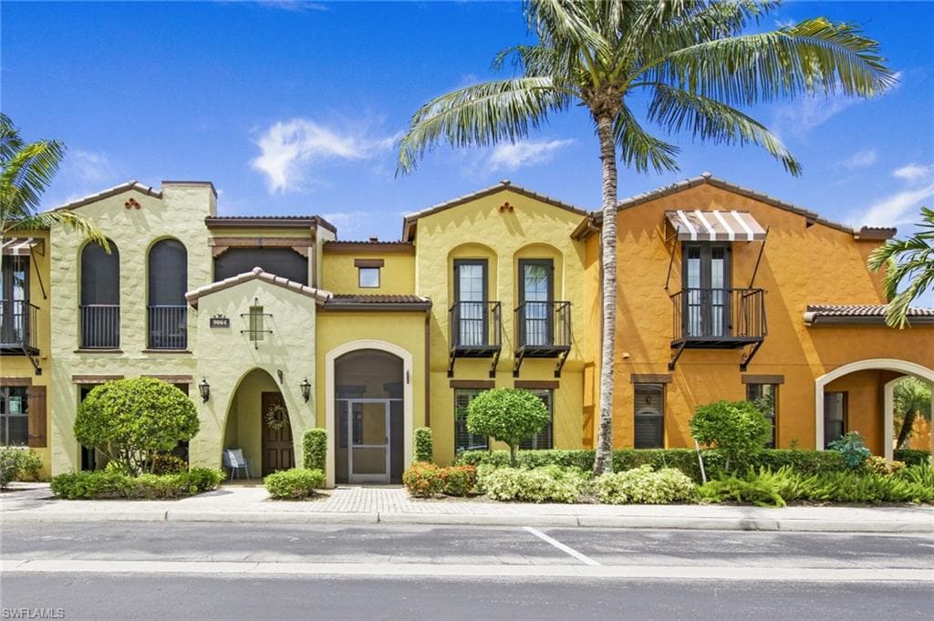 9064 Capistrano St N 5002, Naples, FL 34113-2