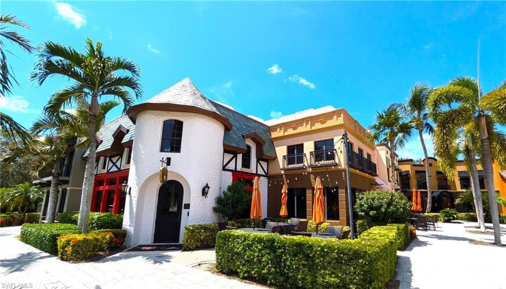 9064 Capistrano St N 5002, Naples, FL 34113-43