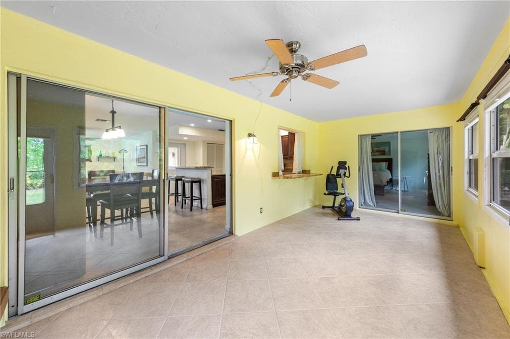 3850 Estero Bay Ln F10, Naples, FL 34112-12