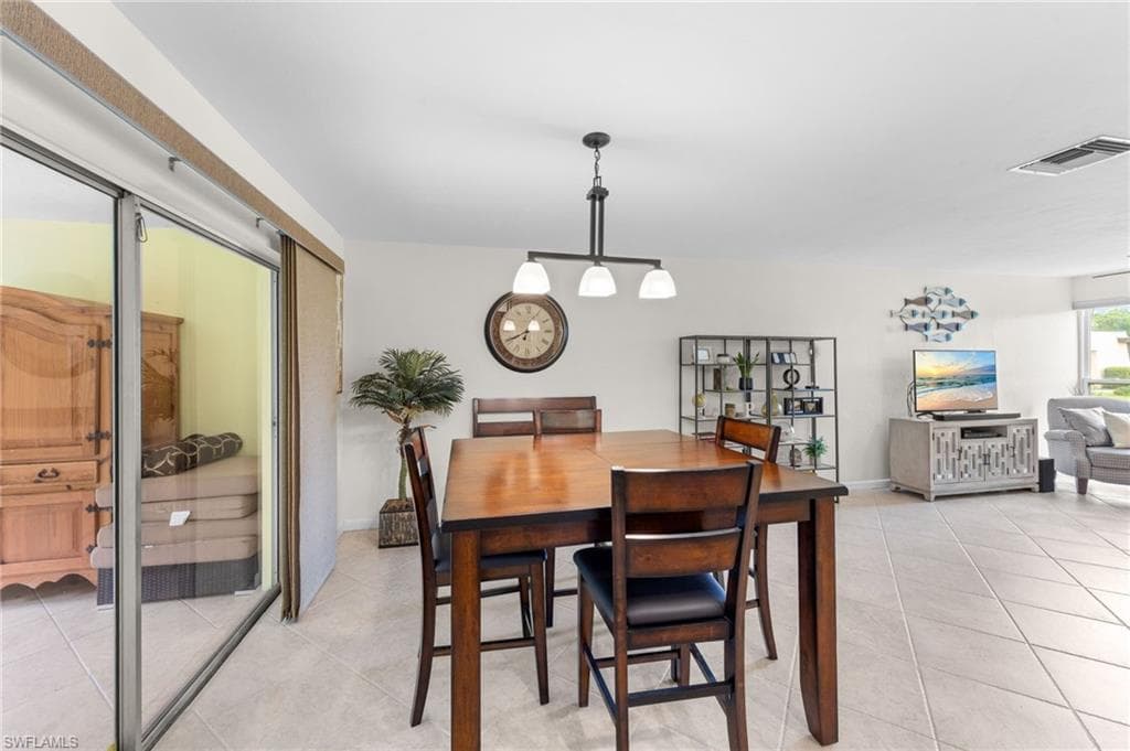 3850 Estero Bay Ln F10, Naples, FL 34112-13