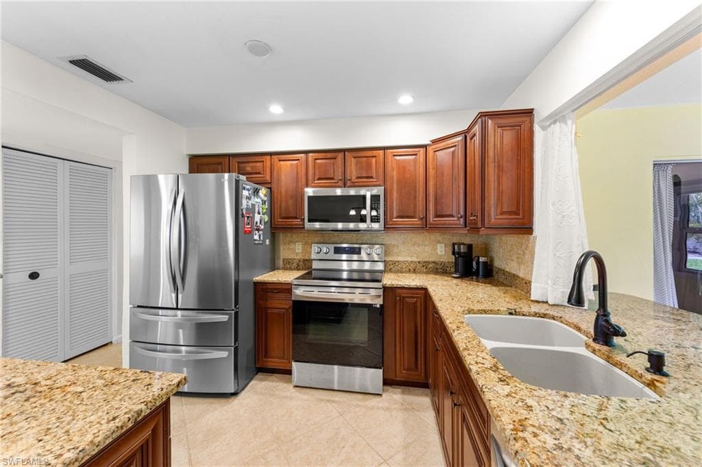 3850 Estero Bay Ln F10, Naples, FL 34112-14