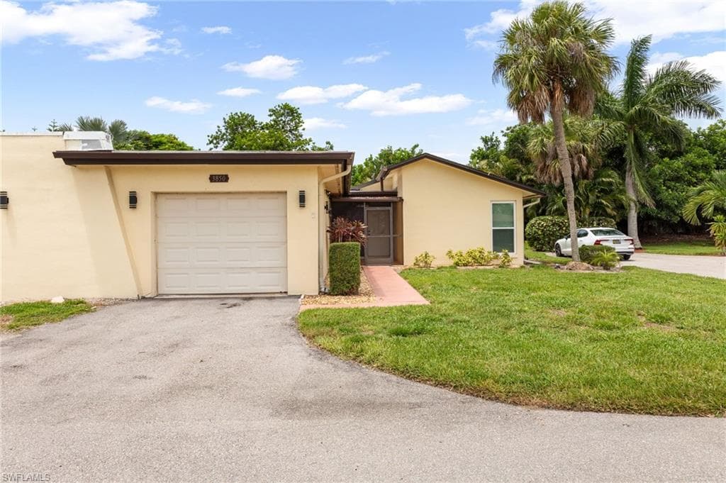 3850 Estero Bay Ln F10, Naples, FL 34112-3