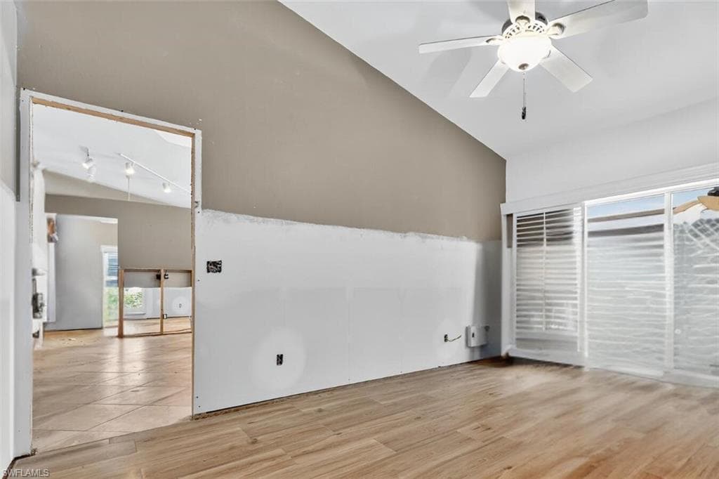 16190 Kelly Woods Dr, Fort Myers, FL 33908-10