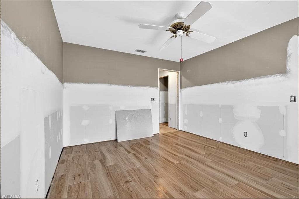 16190 Kelly Woods Dr, Fort Myers, FL 33908-20