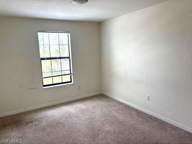 9227 Shadow Oak Ln, Naples, FL 34120-11