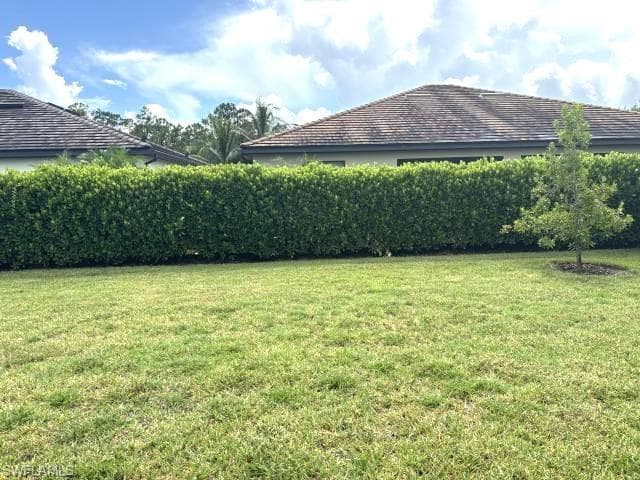 9227 Shadow Oak Ln, Naples, FL 34120-19