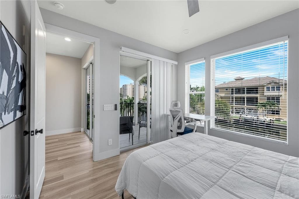 155 Heron Ave, Naples, FL 34108-19