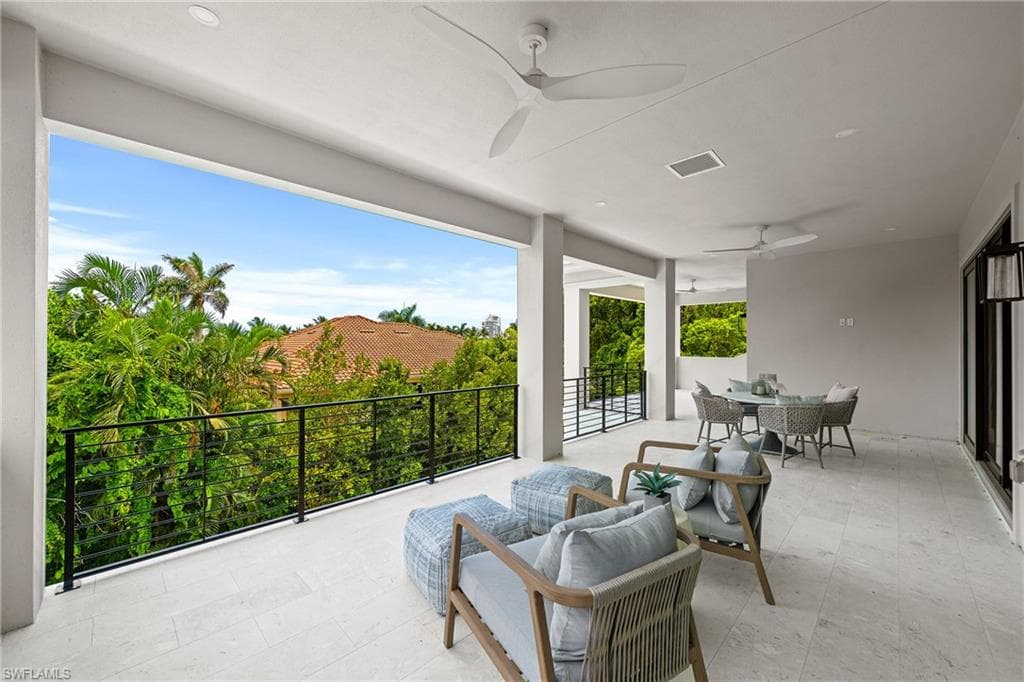 448 Devils Ln, Naples, FL 34103-10