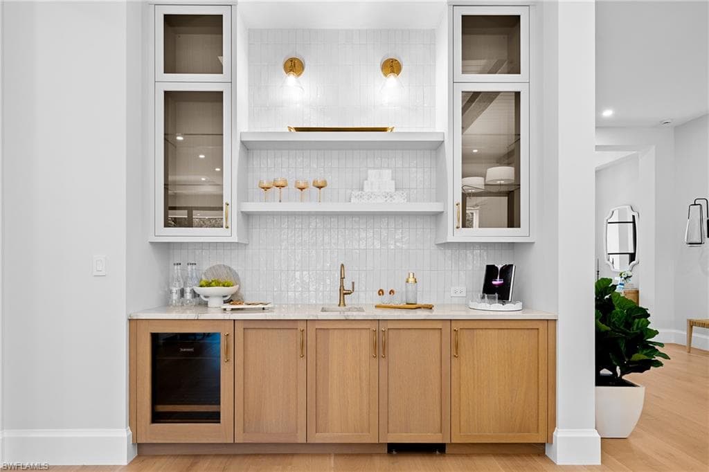 448 Devils Ln, Naples, FL 34103-4