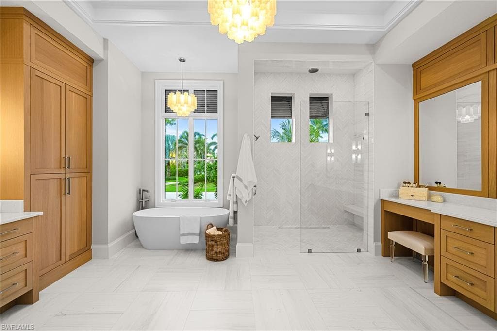 448 Devils Ln, Naples, FL 34103-7