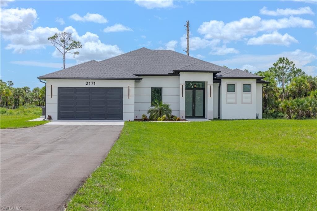 2171 Everglades Blvd S, Naples, FL 34117-3