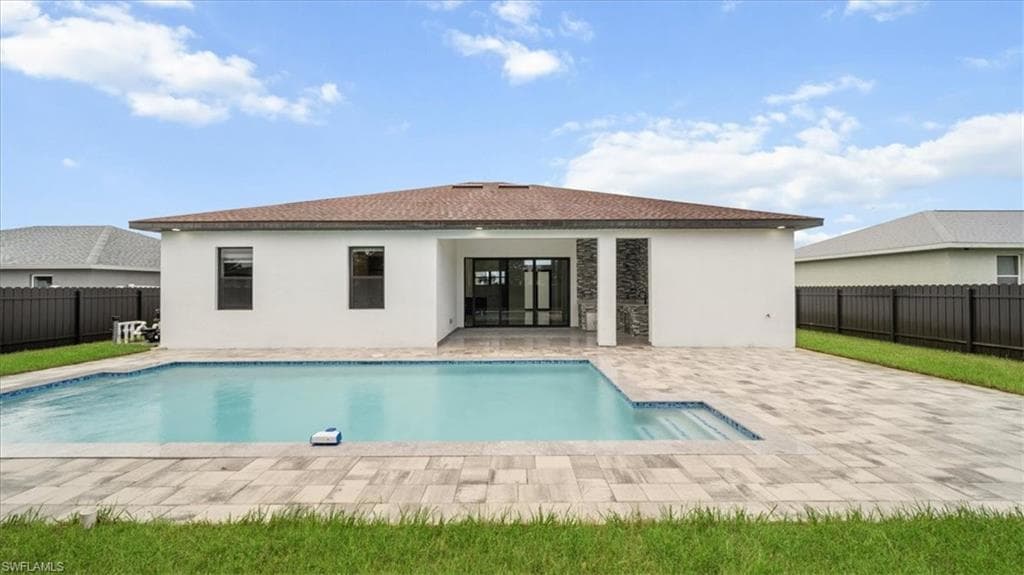 27 8th Pl, Cape Coral, FL 33991-9