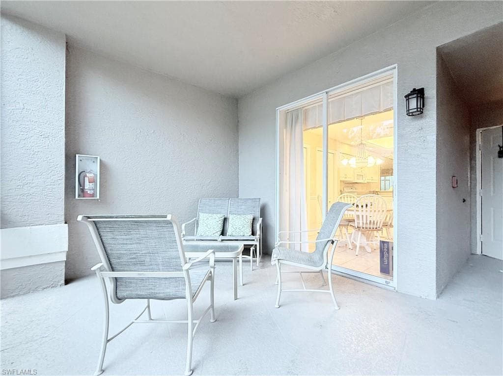 8400 Naples Heritage Dr 1513, Naples, FL 34112-4