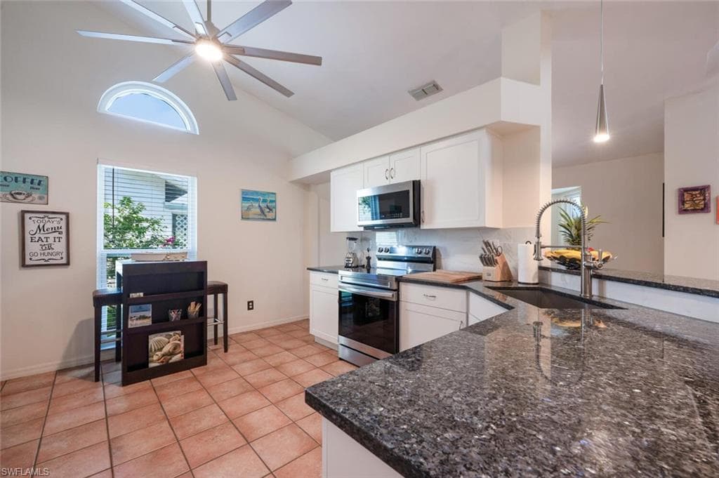 229 Countryside Dr, Naples, FL 34104-12